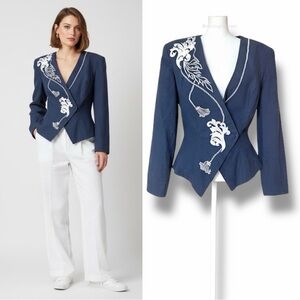 Vintage Nancy Johnson Navy Embroidered Linen Blazer Jacket Size 6 Fits Modern S